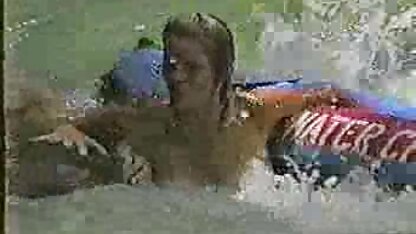 الحلمة زلة الفيديو-waterpark 2 امهات للنيك
