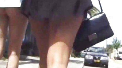 الفتيات في فساتين قصيرة  سكس عربي ف
