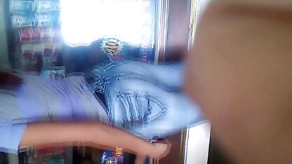 # فتاة في الجينز ، أخضر جميل (مع الوجه) سكس الماني مترجم بالعربي