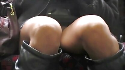 لا سراويل في القطار سكس عربي نسوان حلوه
