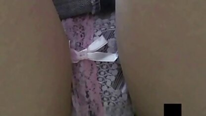 انظر على فتاة مع على منخفضة زاوية امهات سكس فيديو