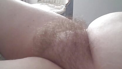 صديقة الغبار والحلمات. سكس ام وابن محارم