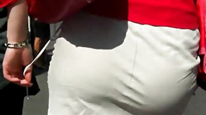 مثير في تنورة سكس أخت مترجم